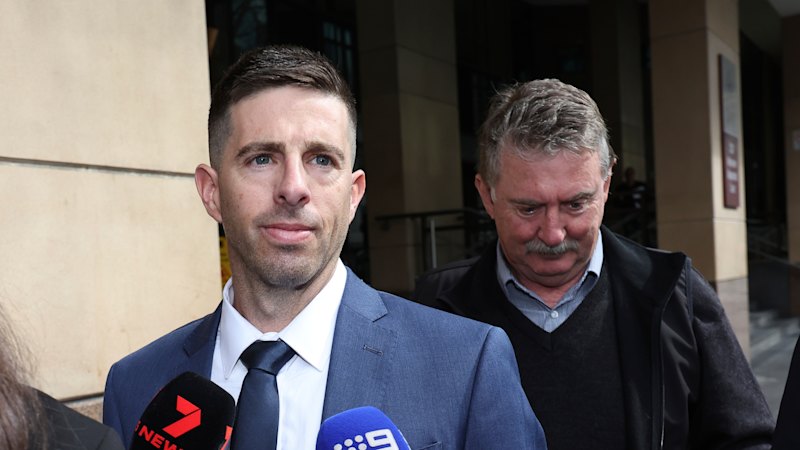 Former umpire charged with betting offences relating to 2022 Brownlow Medal count