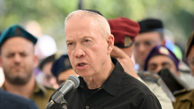Israeli Defence Minister Yoav Gallant:
“We are at the start of a new phase in the war”.