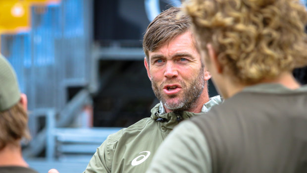 Geoff Parling runs his eye over Wallabies training. 