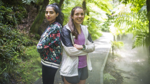 Refugee Sana Arzoo and Refugee Marathon Project founder Cassie Cohen.