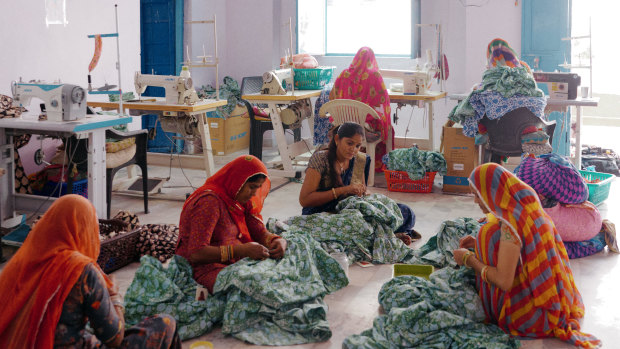 Saheli Women at work.