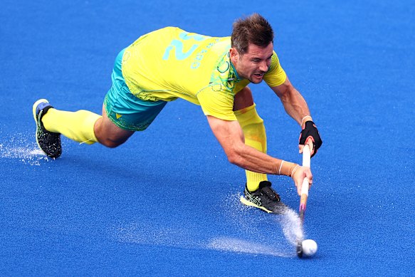 Jeremy Hayward takes a shot for Australia.