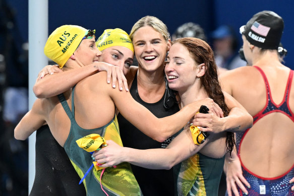 Australia’s female athletes led the way at Paris 2024, starting in the pool.