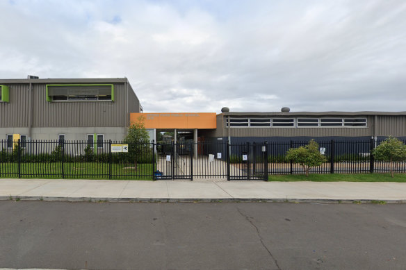 Spring Farm Public School, near Camden.