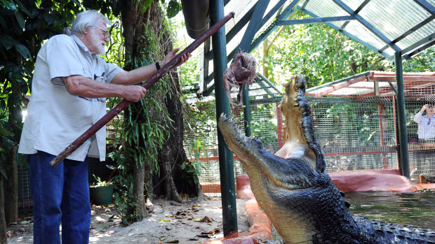 Crocodile hunter bonded with the biggest specimen in captivity