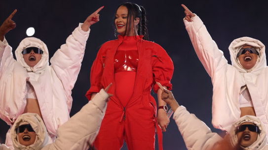 Celebrities like Rihanna and Beyonce have made lavish pregnancy announcements.