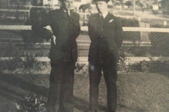 Esdale Davis (left) with a friend during their leave from the war. 