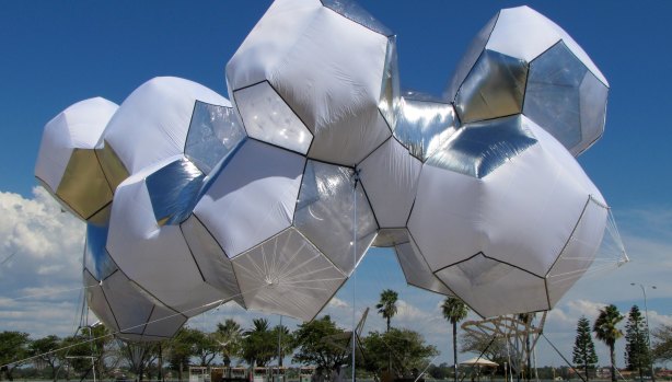 Tomas Saraceno's work Cloud City was battered, bruised and blown away by fierce winds in Perth during an international arts festival in 2011. 