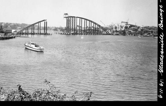 The construction of Gladesville Bridge in 1961.