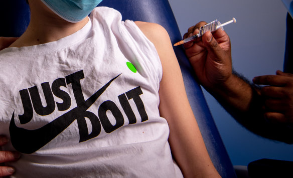 Now bosses are offering incentives for workers to get vaccinated. 