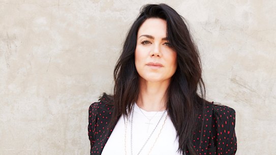 Vanessa Amorosi, who lives in the US, is suing her mother. 