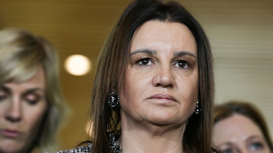 Jacqui Lambie says she will support drug testing the unemployed if government MPs subject themselves to the same test. 
