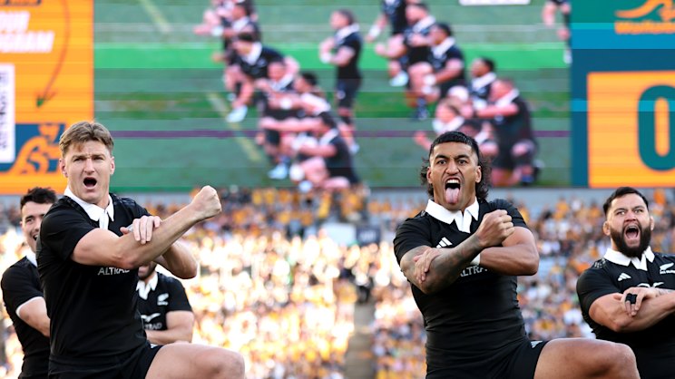 From Bledisloe biff to BFFs: How shared NRL threat changed trans-Tasman rugby relations