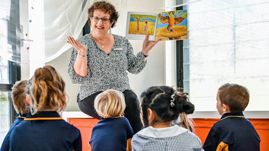 Belgrave South Primary School prep teacher Lynne Bok with her students. 