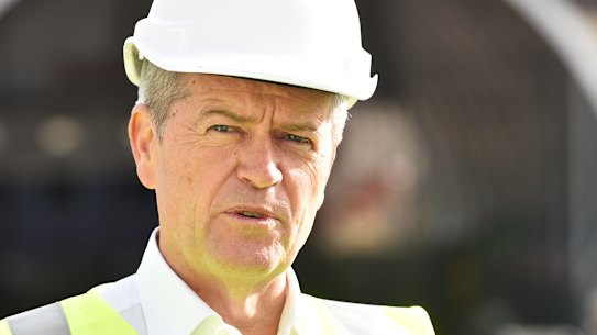 Labor leader Bill Shorten knows environment policy carries political risk.