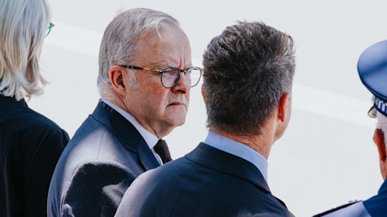 Anthony Albanese and Chris Minns have contrasting approaches to politics. Only one of their responses to Bondi struck voters as the right one.