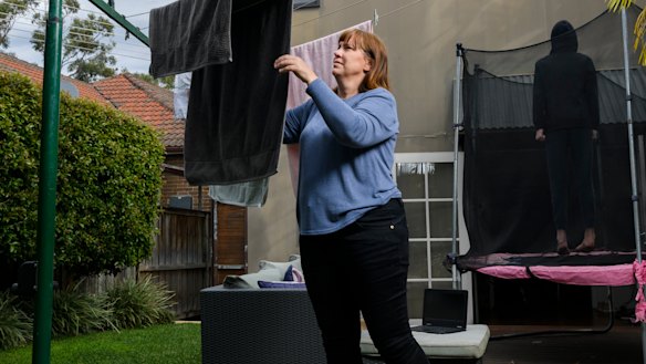 Sydney sole parent of 13 year-old twins, Melissa Carlson, helps with homeschooling and works four long days in a corporate job.