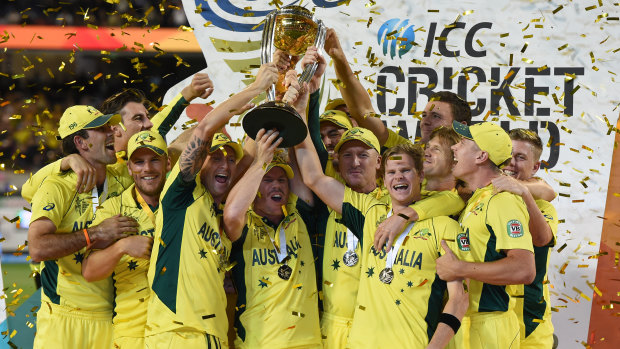 The 2015 Australian team celebrate their World Cup win. 