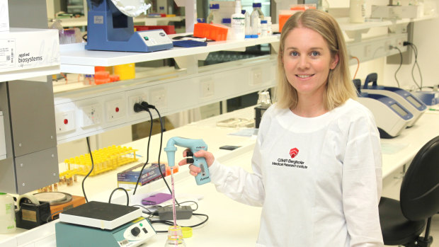 QIMR research Dr Kate Lineburg is part of the team which has found a link between how the immune system responds to the common cold and COVID.