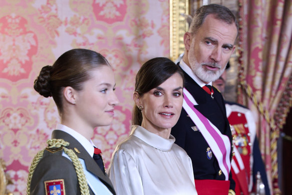 Spanish Crown Princess Leonor (left) with King Felipe VI and Queen Letizia.