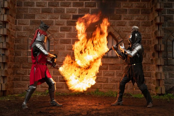 动作惊人的火骑士将6月24日- 7月8日,作为巴拉腊特冬季节日的一部分。