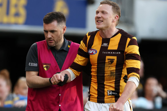 James Sicily shoulder pops out.