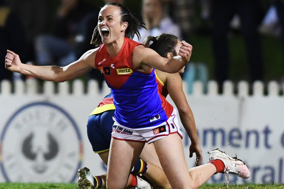 Daisy Pearce after booting her goal.