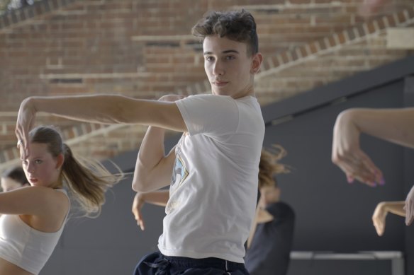 Behind the scenes of Sydney s Bent Street dance school