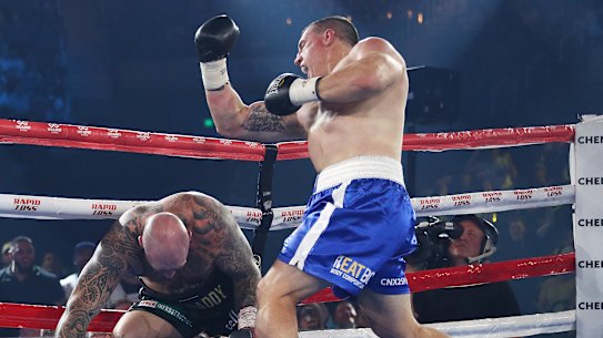 Paul Gallen knocked out Lucas Browne within two minutes on Wednesday night.