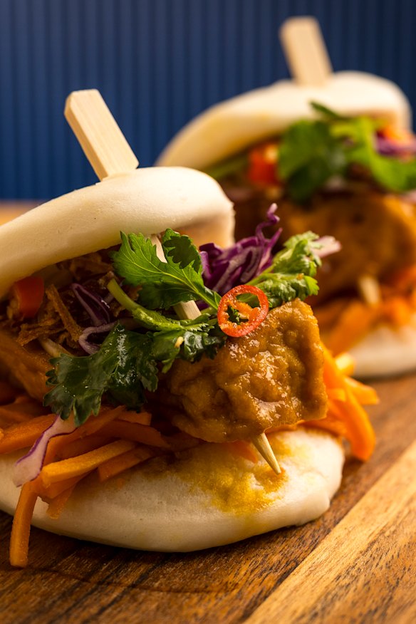Tofu bao.