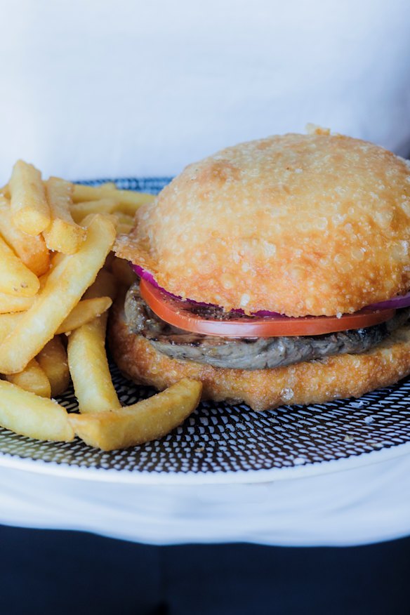 Made with fried-to-order bread, Kalahari’s prego vetkoek is a paradigm of the steak sandwich genre.
