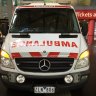 Surf lifesavers and students fill paramedic shifts, as Omicron spreads