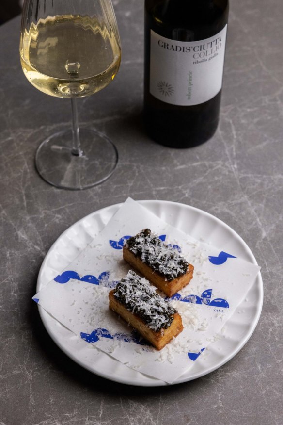 Crispy risoni fingers with caviar and parmesan.