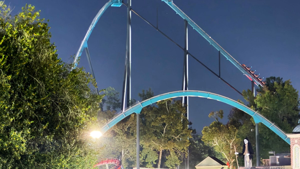 Man Dies After Being Ejected From Six Flags Roller Coaster