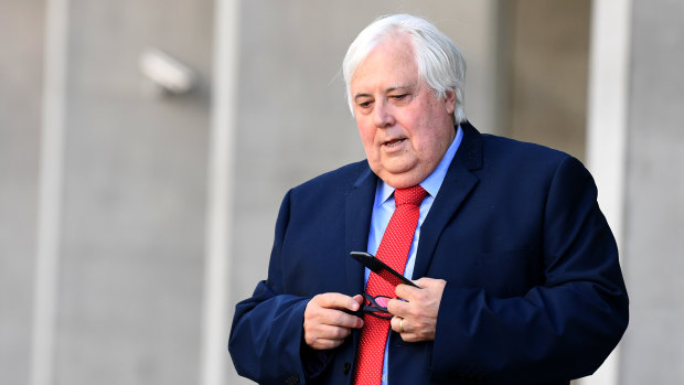 Liquidators are trying to claw back $200 million in claims owed by Clive Palmer over the collapse of Queensland Nickel.