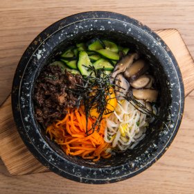 Dolsot bibimbap.