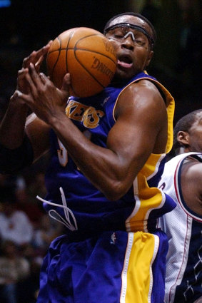 Horace Grant in action for the Lakers in 2004.