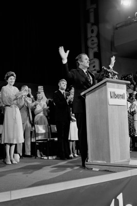 Malcolm Fraser launches the Liberal Party election campaign in 1975