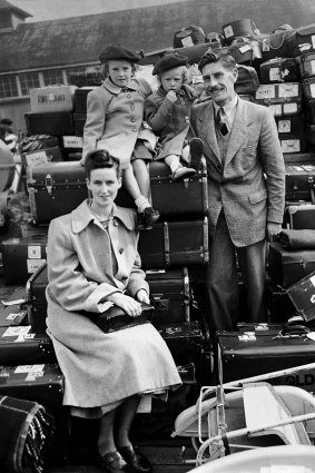 The Nicol family, British migrants to Australia, 1950. Photo courtesy of the National Archives of Australia.