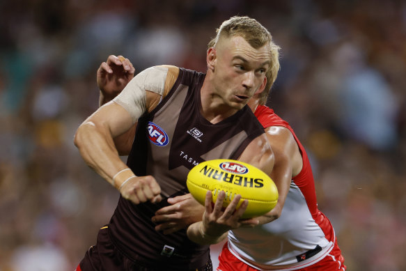 Hawthorn want to retain restricted free agent James Worpel.