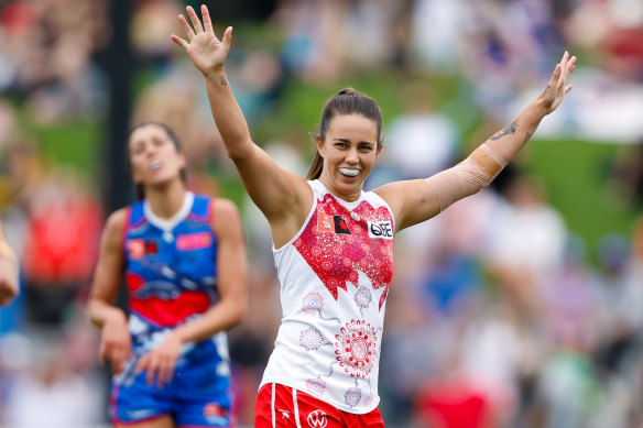 Chloe Molloy of the Sydney Swans.