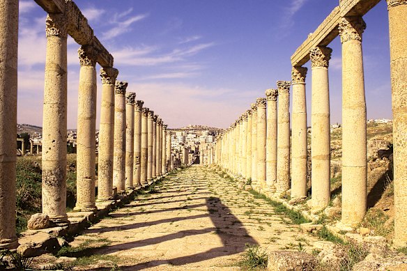 Jordan’s ancient sites, such as the Colonnaded Street in Jerash,  are popular with tourists but there is a limited choice of eSIM providers that cover its territory.