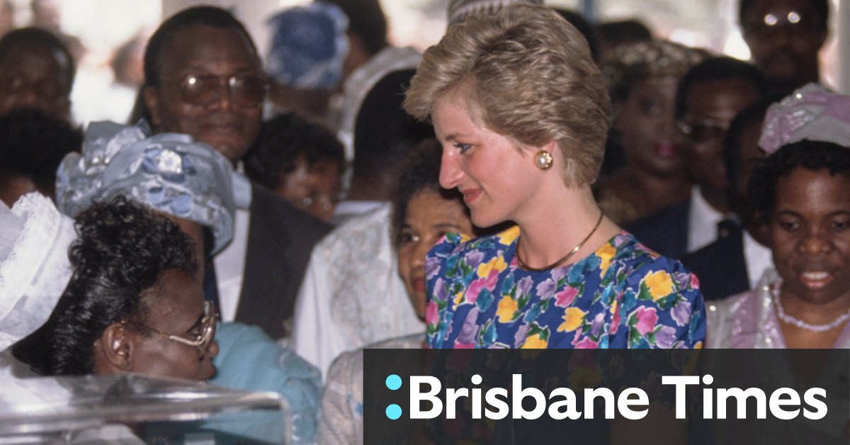 Australian collector buys Princess Diana’s ‘caring costume’ for 0,000