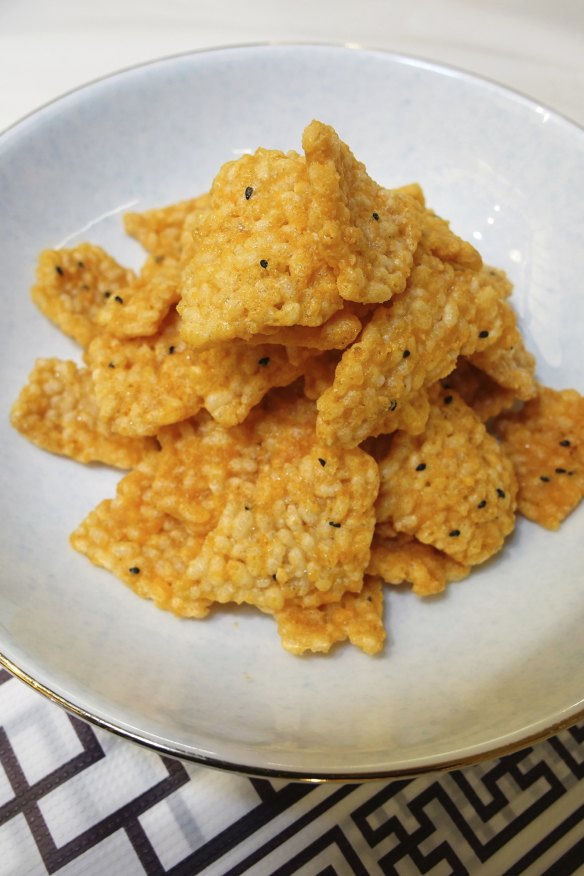 Fried rice crust with salted yolk.