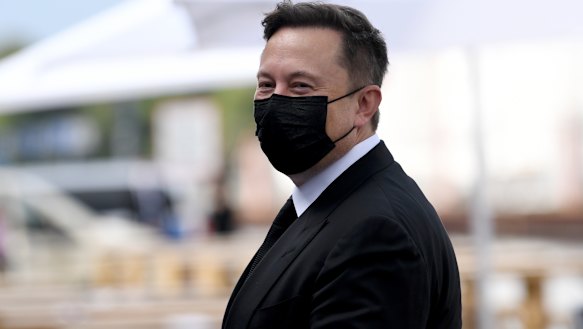 Elon Musk's latest plan left investors underwhelmed, but if history is any guide, it isn't wise to bet against him. 