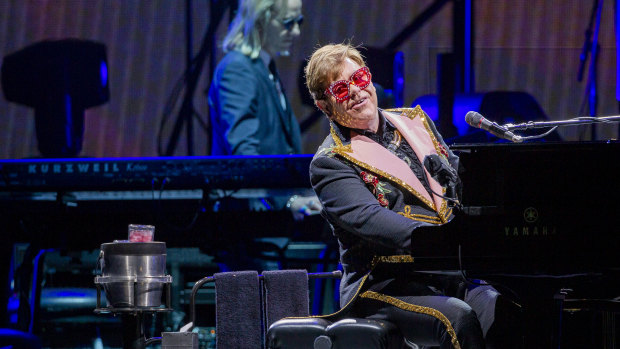 It's not the first time Sir Elton John lost his cool on stage.
