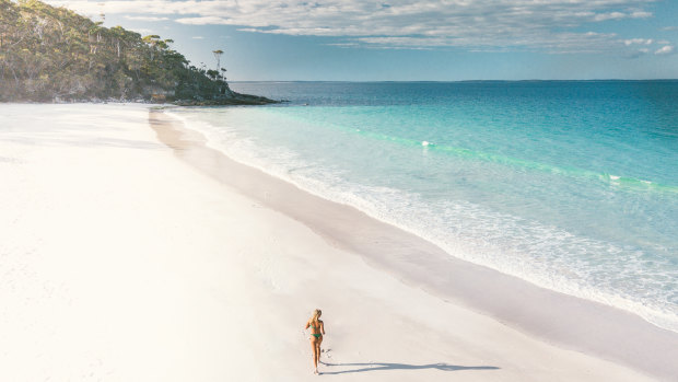 Sail the pristine waters of Jervis Bay.