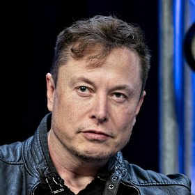 Heard says Elon Musk offered her 24-hour protection. 