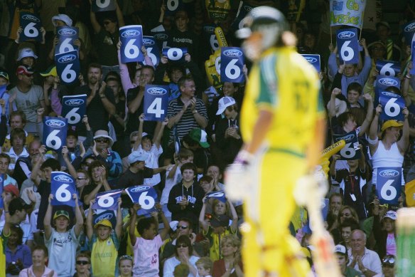 A one-day crowd goes wild at Docklands in 2006.