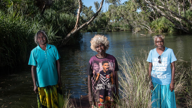 Fractured future: Water fears as drilling for gas begins in the NT